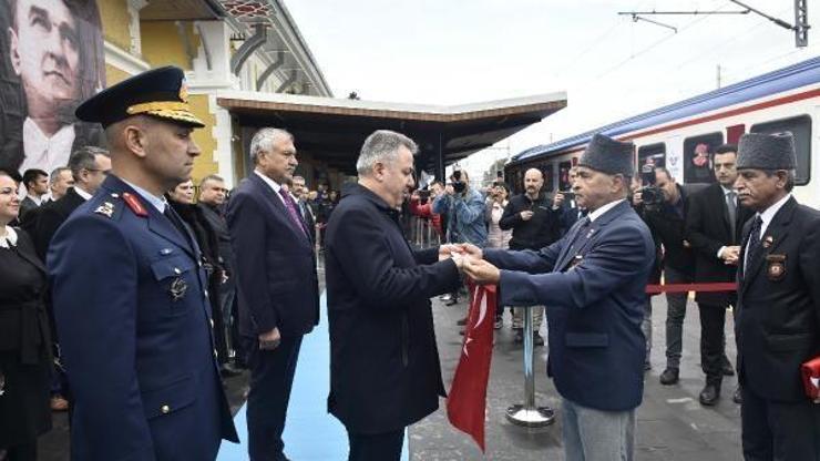 Atatürk’ün Adana’ya gelişinin 100. yıl dönümü törenlerle kutlandı