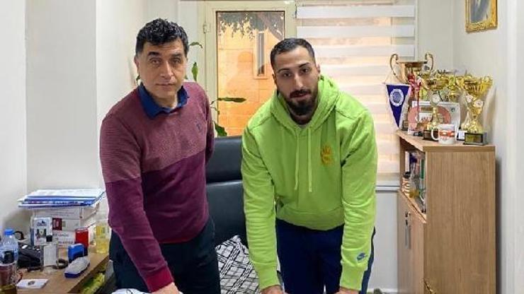 Milli hentbolcu Seyhan Belediyesporda