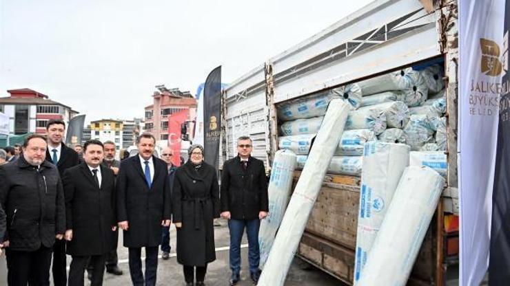 Balıkesirde 353 üreticiye 5 milyon lira değerinde sera örtüsü dağıtıldı