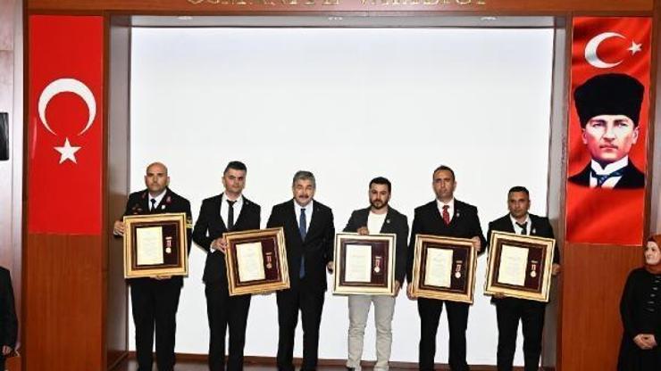 Osmaniye’de şehit aileleri ve gazilere Devlet Övünç Madalyası