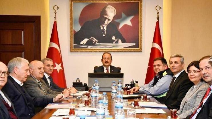 Vali Pehlivan: Mersin Limanı büyük bir istihdama ev sahipliği yapıyor