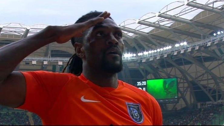 Emmanuel Adebayor futbolu bıraktı