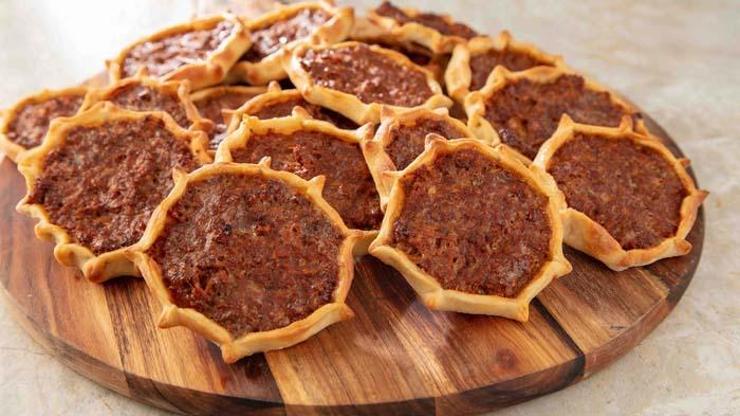 Ramazanın 2. günü iftar menüsü (24 Mart 2023); Bulgurlu Sebze Çorbası, Fırında Ağzı Açık ve Tahinli Muhallebi Tarifi