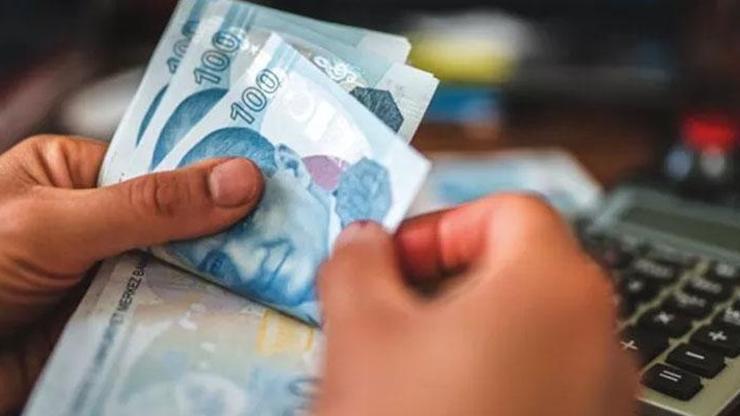 En düşük emekli maaşını 7500 TLye çıkaran teklif komisyondan geçti