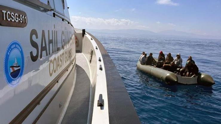 Marmaris’te 16 düzensiz göçmen kurtarıldı