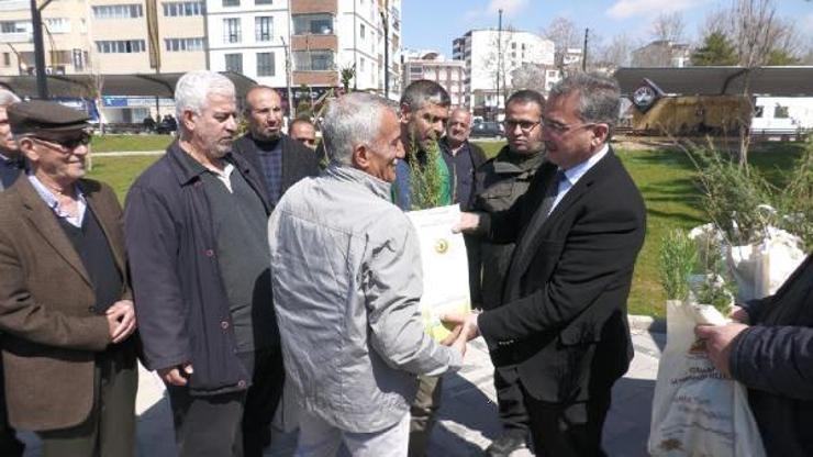 Elazığ’da 6 bin fidan dağıtıldı