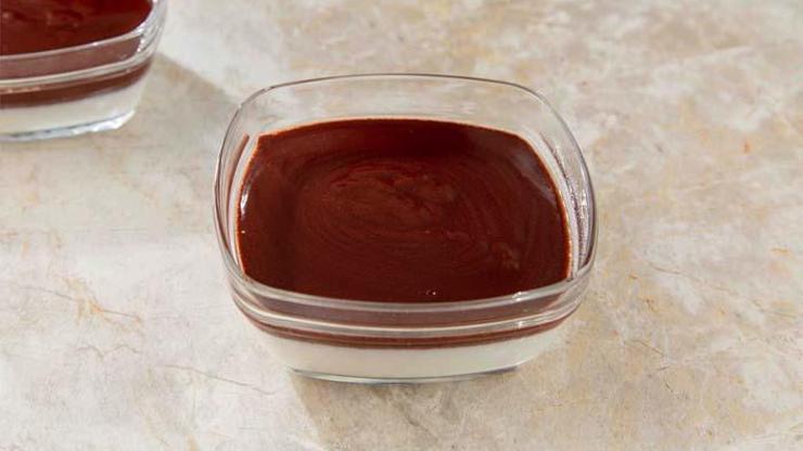 Çikolata Soslu Su Muhallebisi Tarifi - Çikolata Soslu Su Muhallebisi Malzemeleri
