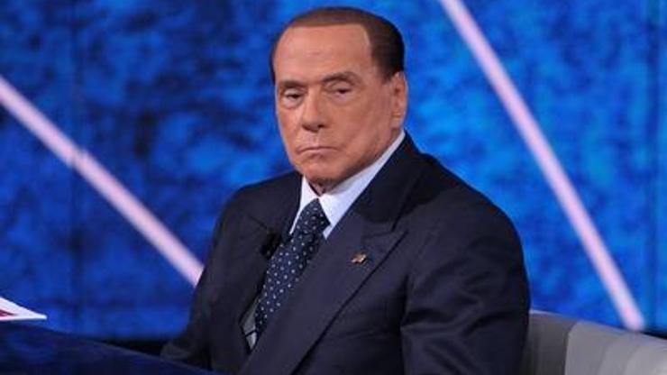 İtalya basını: Berlusconiye lösemi teşhisi konuldu