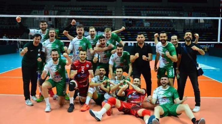 24 bin nüfuslu Akkuş ilçesi Efeler Ligi’nde
