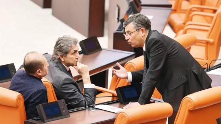 ‘İktidar’ sıralarında renkli atışma