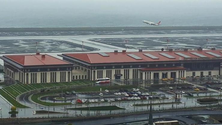 Rize-Artvin Havalimanını 710 bin 558 kişi kullandı