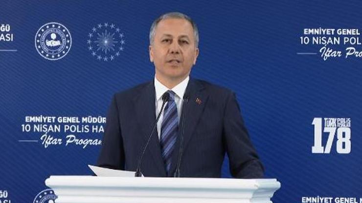 İstanbul Valisi Ali Yerlikaya iftarda emniyet mensuplarıyla bir araya geldi