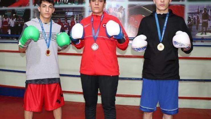Vanlı boksörler, Avrupa Şampiyonasına hazırlanıyor