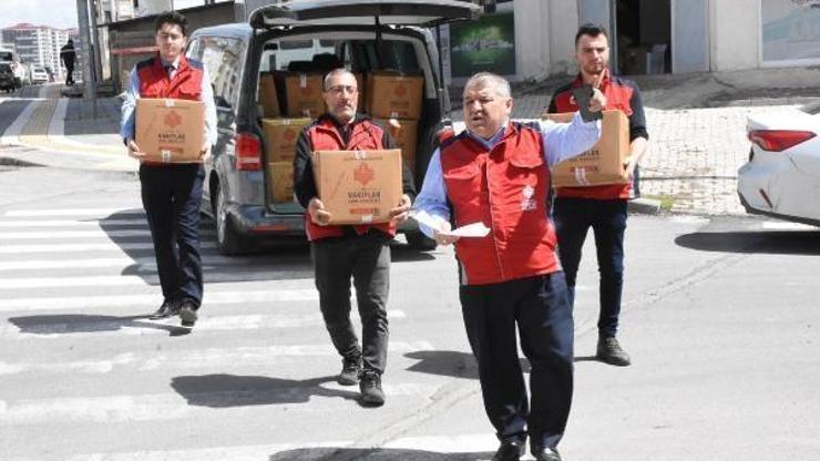 Vakıflardan 500 depremzede aileye kuru gıda yardımı