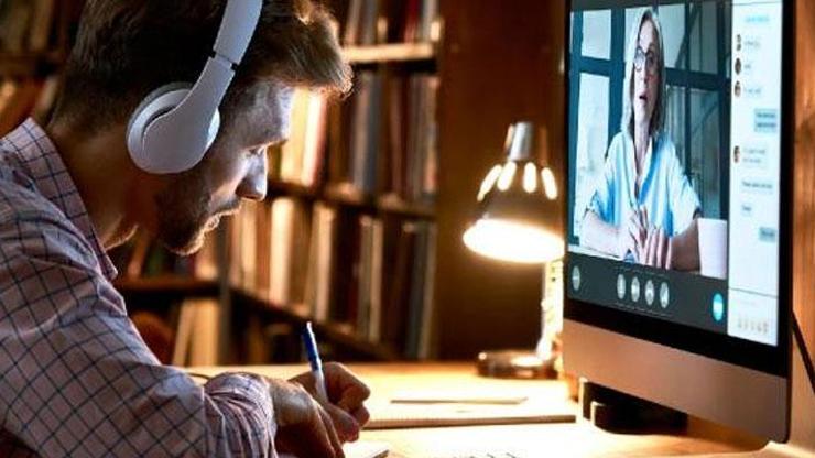 Depremden etkilenen üniversite öğrencileri ve öğretim elemanlarına internet desteği