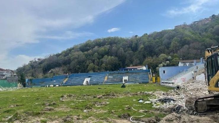 Sarıyer Yusuf Ziya Öniş Stadyumu yenileniyor