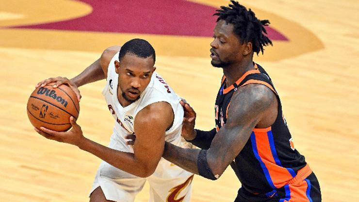 Cleveland, Knicks’i yenerek seride durumu eşitledi