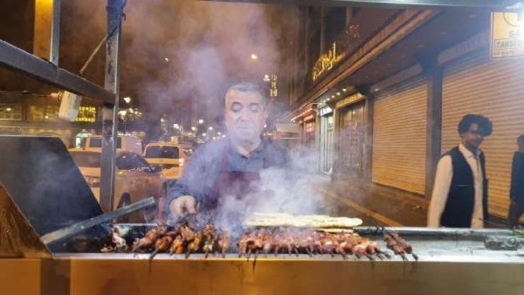 Diyarbakır’ın tescilli ‘ciğer kebabı’ Ramazan ayında 75 ton tüketildi