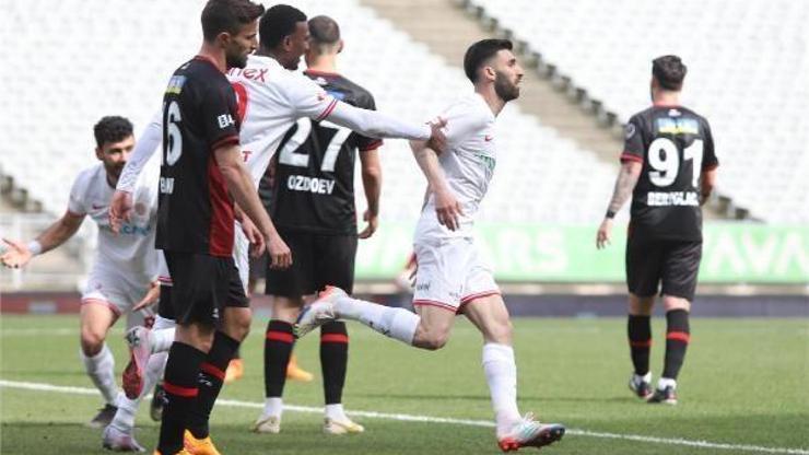 Antalyaspor, deplasmanda 10 hafta sonra galibiyeti hatırladı