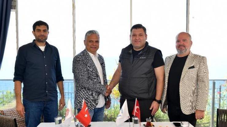 Muratpaşanın Sultanları, iddialı bir takım olarak geliyor