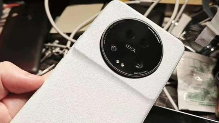 Xiaomi, yeni amiral gemisi modeline yeni renkler ekliyor