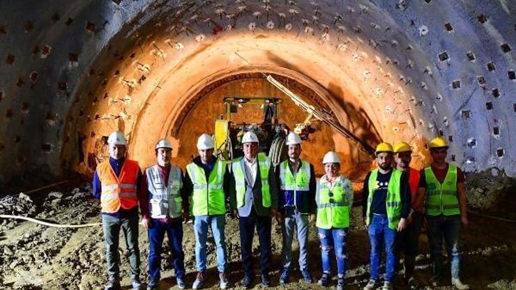 Buca Onat Tünelinin viyadük yolu 7 Mayısta açılıyor