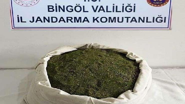 Bingöl’de araziye gizlemiş 21 kilo uyuşturucu ele geçirildi