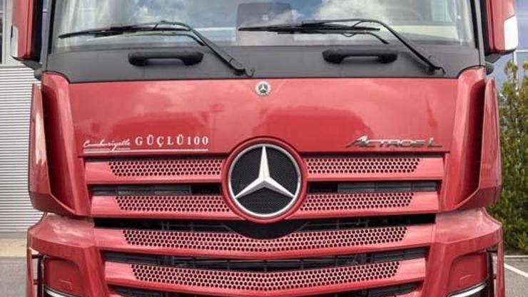 Mercedes araçlara “Cumhuriyetle GÜÇLÜ100” imzası atacak
