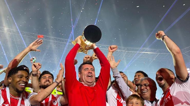 Samsunspor şampiyonluk kupasını aldı