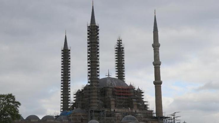 Vali Kırbıyık: Selimiyenin kubbesini yıl sonu itibarıyla tekrar göreceğiz