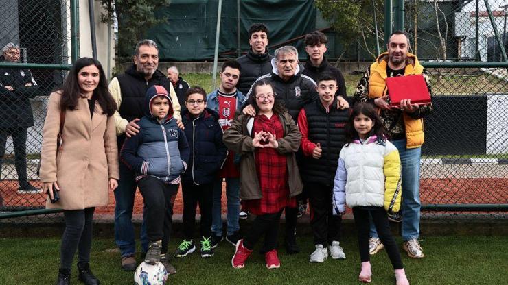 Beşiktaşın idmanda özel misafirleri vardı