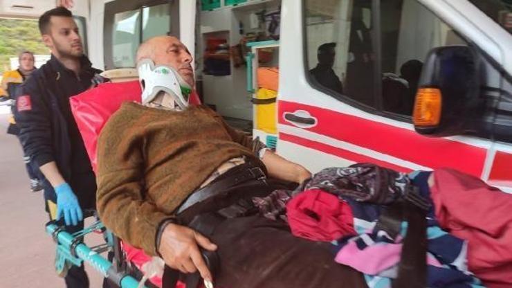 Bursada traktör devrildi: 2 yaralı