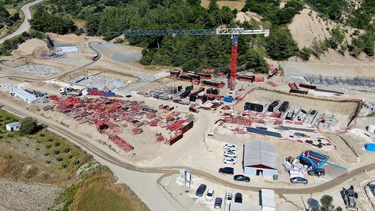 Adanada depremzedeler için yeni TOKİ konutları yükseliyor İlk teslim Aralıkta