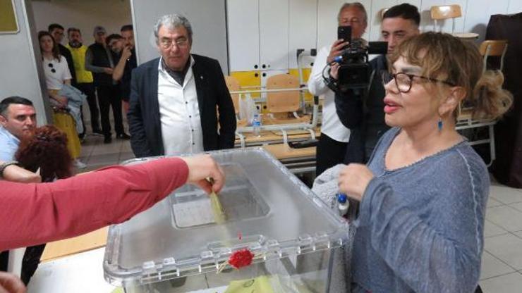Sezen Aksu oyunu Beykozda kullandı