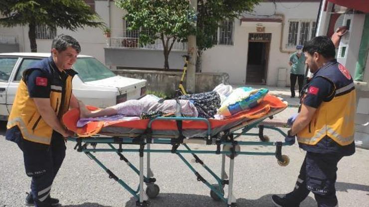 Niğde’de sedye ile getirildiği okulda oy kullandı
