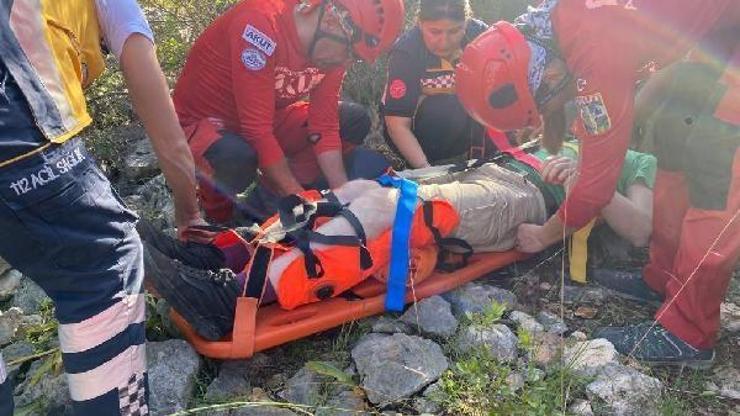Kayalıklardan düşen Rus uyruklu Susharini AKUT kurtardı