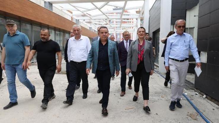 Başkan Böcek: Sedir Spor Kompleksi Cumhuriyet Bayramında açılacak
