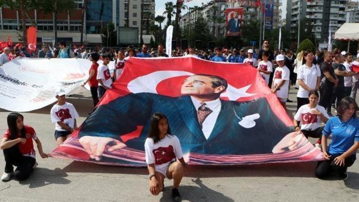 Adana’da 19 Mayıs coşkusu