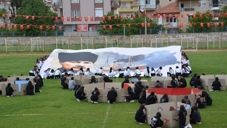 Korkutelide 19 Mayıs coşkusu