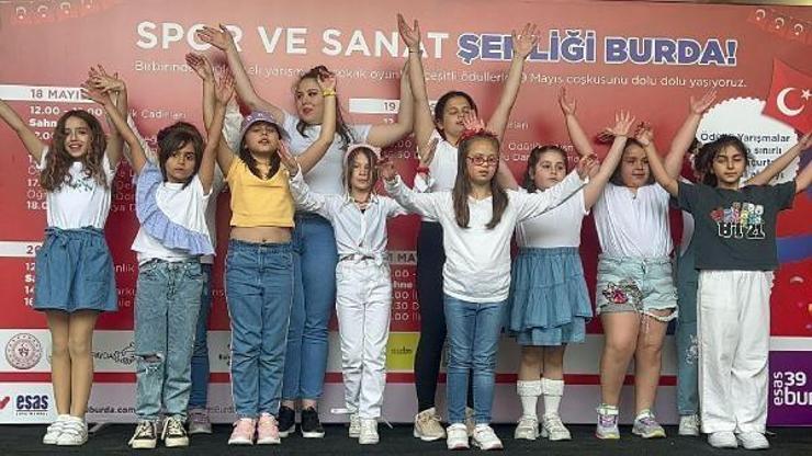 Lüleburgazda özel çocuklardan defile