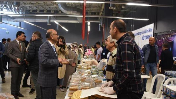 Kütahya’da engelli depremzedeler için kermes düzenlendi