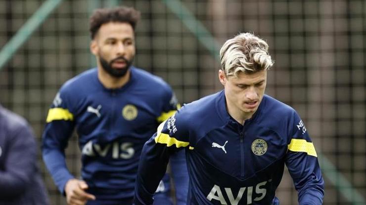 Fenerbahçe, tesislerde kampa girdi