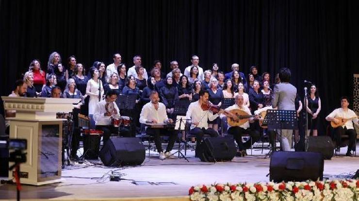 Niğde Belediyesi Halk Korosundan konser