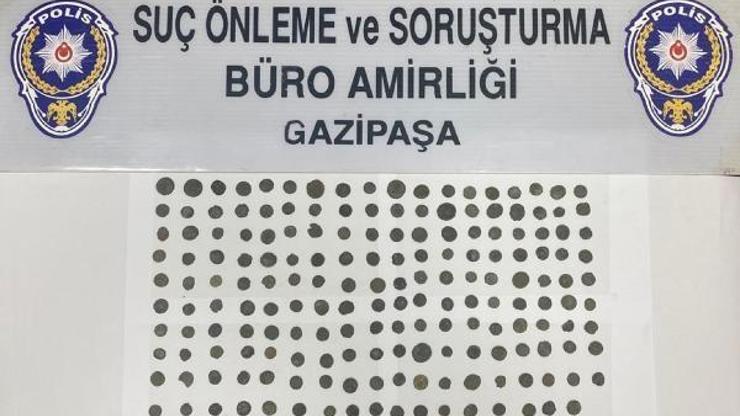 Roma dönemine ait 179 adet sikke ele geçirildi