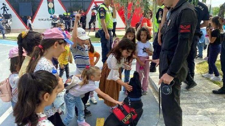 Jandarmadan öğrencilere trafik eğitimi