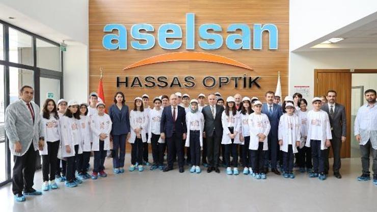 Ortaokul öğrencilerinden ASELSANa ziyaret