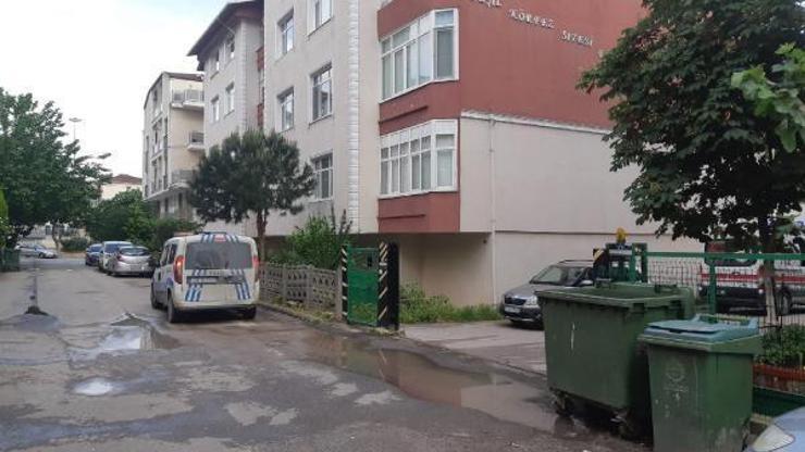 Yalnız yaşayan adam evinde ölü bulundu