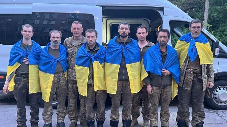 Zelenski: 106 Ukrayna askeri daha ülkeye döndü