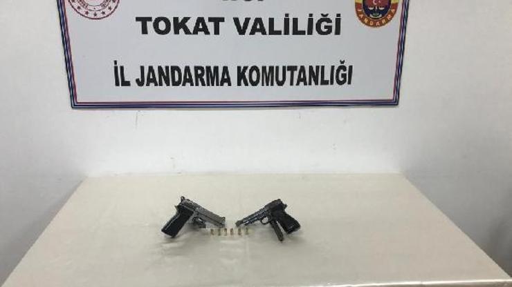 Tokatta jandarma’dan kaçak silah operasyonu