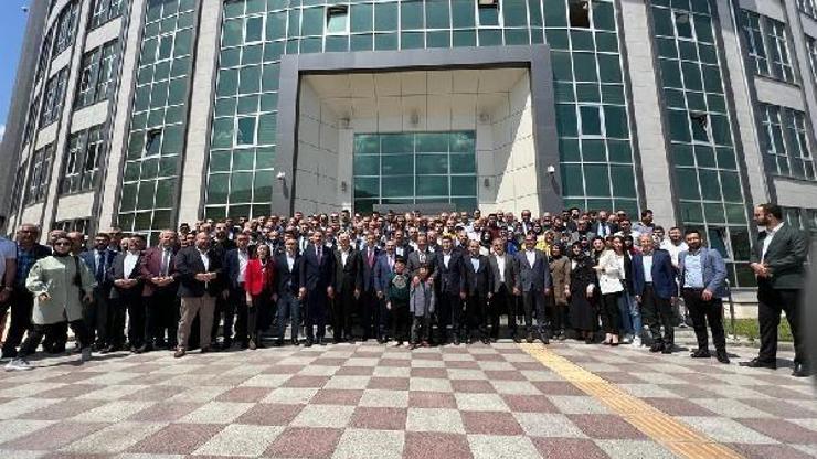 Tokatta AK Partili vekiller mazbatalarını aldı